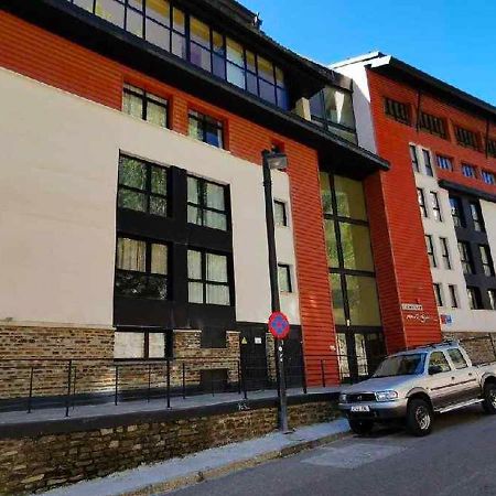 סיירה נבדה Apartamento Zona Baja Monte Gorbea Con Garaje מראה חיצוני תמונה