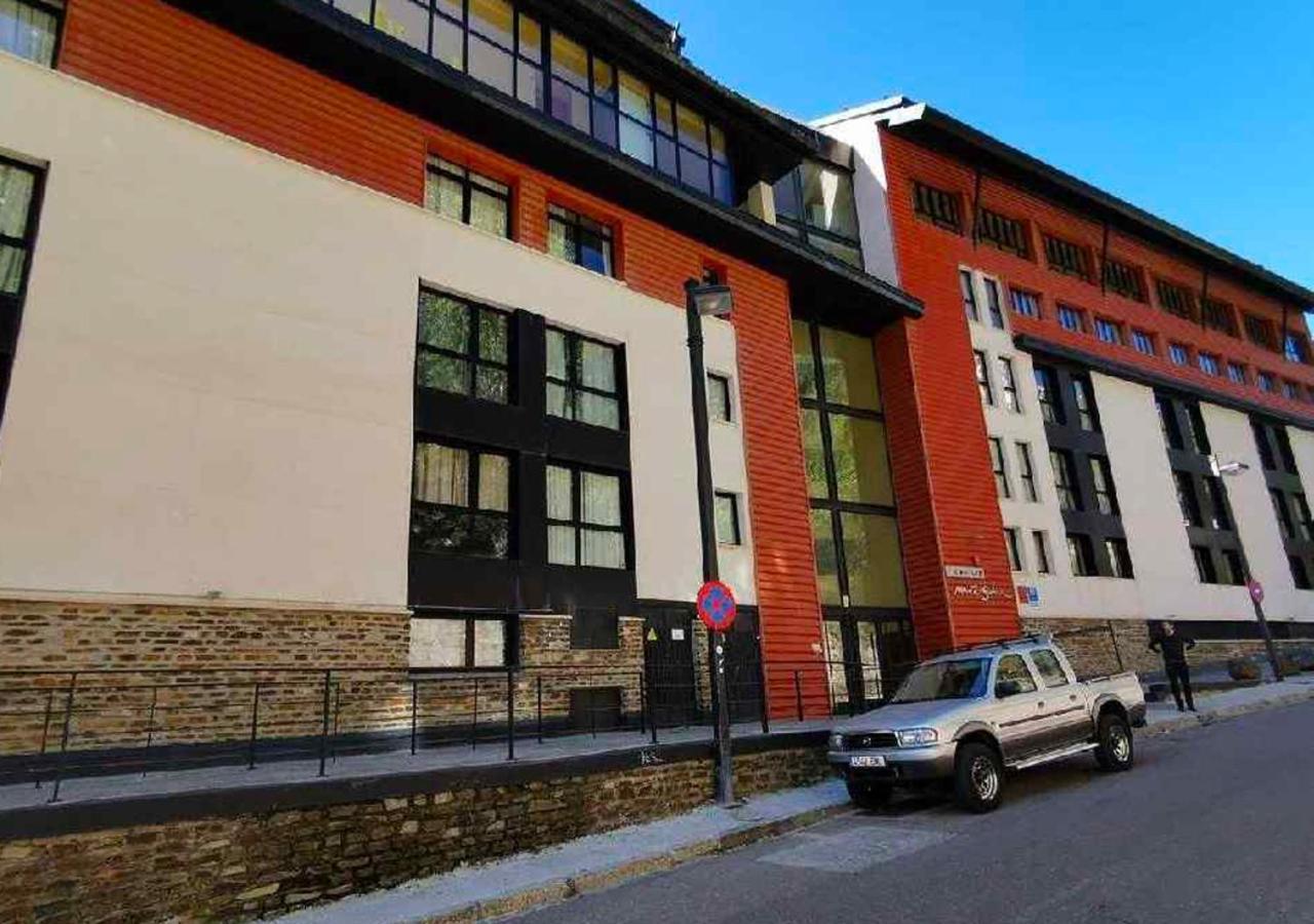 סיירה נבדה Apartamento Zona Baja Monte Gorbea Con Garaje מראה חיצוני תמונה